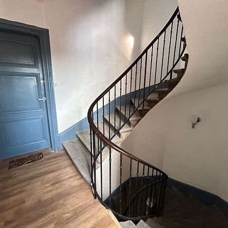 Appartement Cosy Charme Ancien Thizy-les-Bourgs Exterior photo